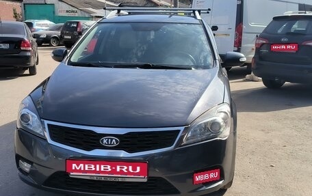 KIA cee'd I рестайлинг, 2010 год, 900 000 рублей, 1 фотография