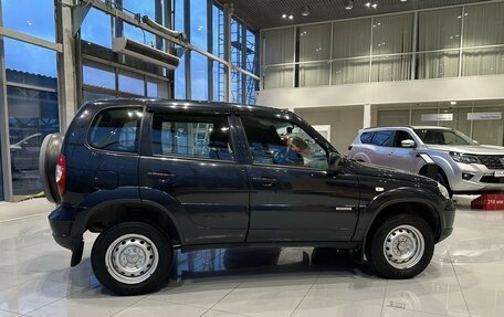 Chevrolet Niva I рестайлинг, 2016 год, 880 000 рублей, 6 фотография