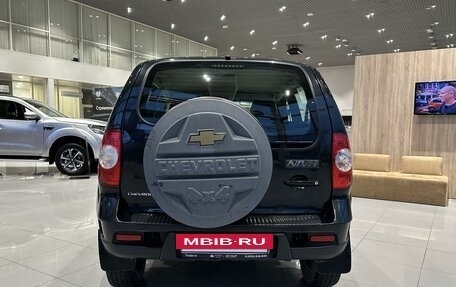 Chevrolet Niva I рестайлинг, 2016 год, 880 000 рублей, 4 фотография