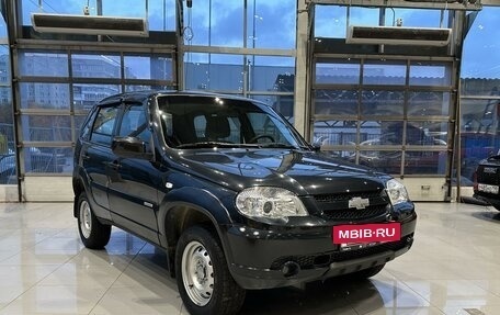 Chevrolet Niva I рестайлинг, 2016 год, 880 000 рублей, 7 фотография