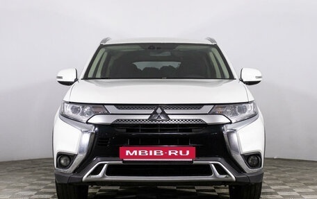 Mitsubishi Outlander III рестайлинг 3, 2020 год, 2 179 886 рублей, 2 фотография