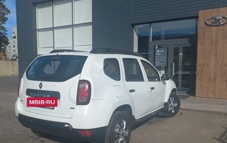 Renault Duster I рестайлинг, 2017 год, 970 000 рублей, 3 фотография