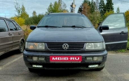 Volkswagen Passat B4, 1994 год, 268 000 рублей, 3 фотография