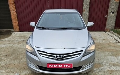 Hyundai Solaris II рестайлинг, 2014 год, 900 000 рублей, 1 фотография