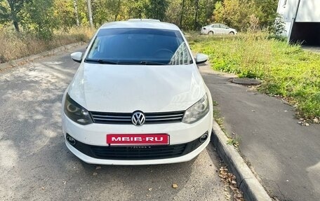 Volkswagen Polo VI (EU Market), 2013 год, 900 000 рублей, 3 фотография