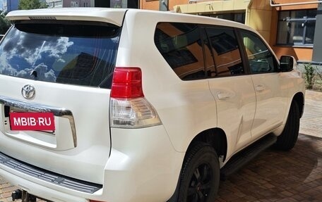 Toyota Land Cruiser Prado 150 рестайлинг 2, 2012 год, 2 620 000 рублей, 4 фотография