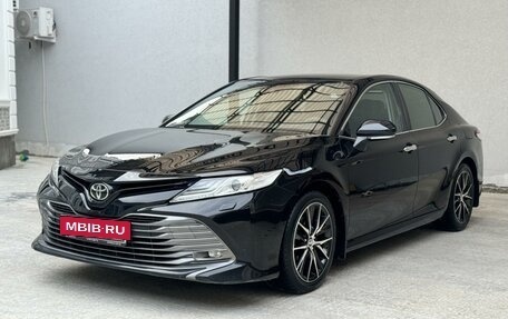 Toyota Camry, 2019 год, 3 200 000 рублей, 3 фотография