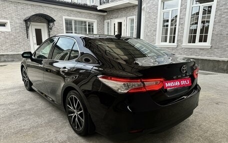 Toyota Camry, 2019 год, 3 200 000 рублей, 18 фотография