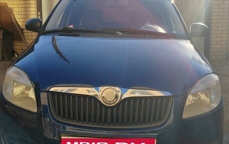 Skoda Fabia II, 2009 год, 440 000 рублей, 2 фотография