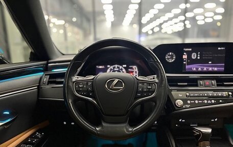 Lexus ES VII, 2022 год, 5 150 000 рублей, 11 фотография