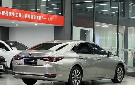 Lexus ES VII, 2022 год, 5 150 000 рублей, 3 фотография