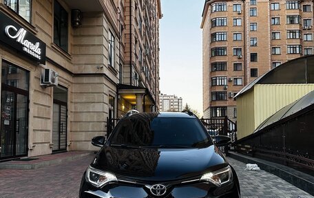 Toyota RAV4, 2016 год, 2 070 000 рублей, 11 фотография