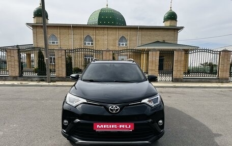 Toyota RAV4, 2016 год, 2 070 000 рублей, 5 фотография