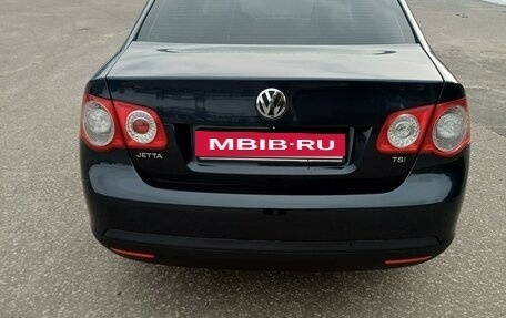 Volkswagen Jetta VI, 2009 год, 700 000 рублей, 8 фотография