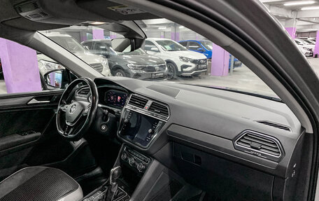 Volkswagen Tiguan II, 2019 год, 2 990 000 рублей, 11 фотография