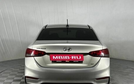 Hyundai Solaris II рестайлинг, 2018 год, 980 000 рублей, 6 фотография