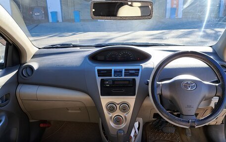 Toyota Belta, 2009 год, 650 000 рублей, 6 фотография