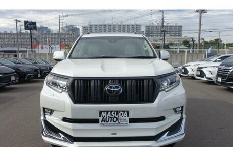 Toyota Land Cruiser Prado 150 рестайлинг 2, 2020 год, 3 870 000 рублей, 2 фотография