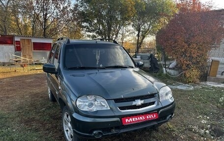 Chevrolet Niva I рестайлинг, 2012 год, 575 000 рублей, 1 фотография