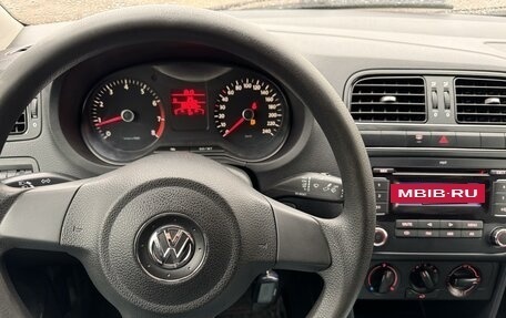 Volkswagen Polo VI (EU Market), 2013 год, 550 000 рублей, 21 фотография