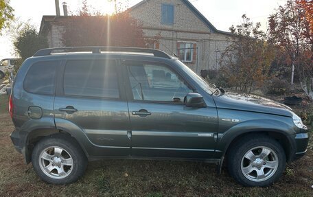 Chevrolet Niva I рестайлинг, 2012 год, 575 000 рублей, 6 фотография