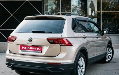 Volkswagen Tiguan II, 2021 год, 2 980 000 рублей, 5 фотография