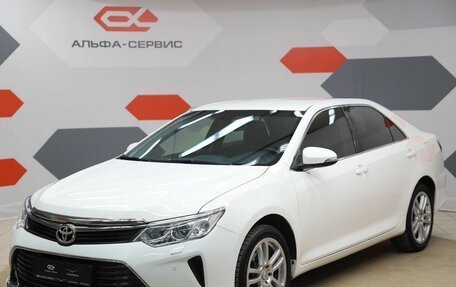 Toyota Camry, 2015 год, 2 090 000 рублей, 1 фотография