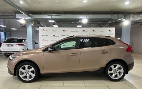 Volvo V40 Cross Country I, 2014 год, 1 670 000 рублей, 7 фотография