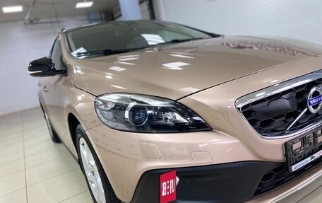 Volvo V40 Cross Country I, 2014 год, 1 670 000 рублей, 3 фотография