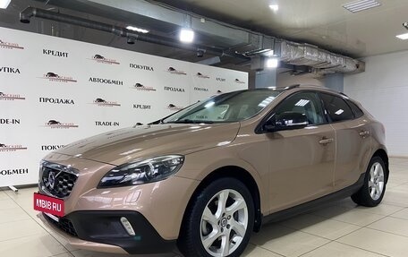 Volvo V40 Cross Country I, 2014 год, 1 670 000 рублей, 5 фотография