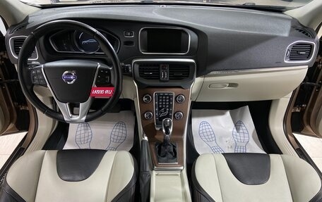 Volvo V40 Cross Country I, 2014 год, 1 670 000 рублей, 30 фотография