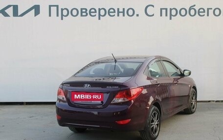 Hyundai Solaris II рестайлинг, 2013 год, 897 000 рублей, 2 фотография