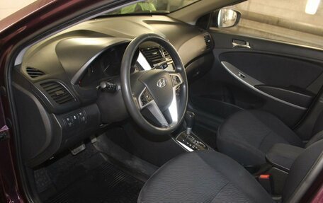 Hyundai Solaris II рестайлинг, 2013 год, 897 000 рублей, 11 фотография