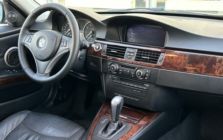 BMW 3 серия, 2011 год, 1 299 000 рублей, 13 фотография