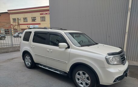 Honda Pilot III рестайлинг, 2013 год, 2 700 000 рублей, 7 фотография