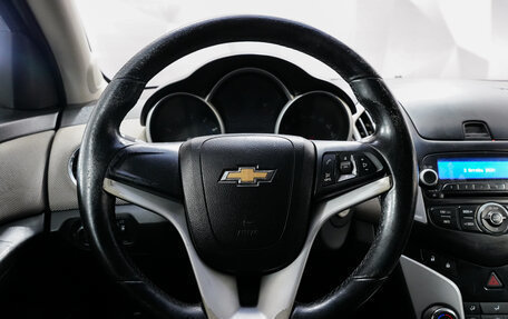 Chevrolet Cruze II, 2013 год, 942 000 рублей, 13 фотография