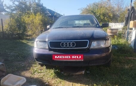 Audi A4, 1995 год, 270 000 рублей, 10 фотография