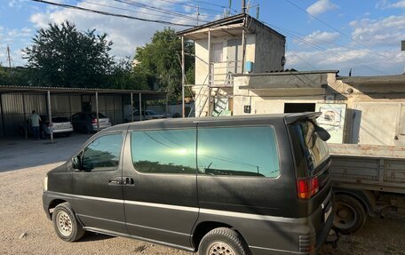 Nissan Elgrand I, 2001 год, 750 000 рублей, 5 фотография