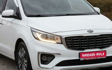 KIA Carnival III, 2019 год, 3 210 000 рублей, 5 фотография