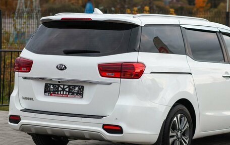 KIA Carnival III, 2019 год, 3 210 000 рублей, 14 фотография