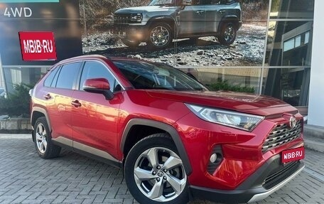 Toyota RAV4, 2021 год, 3 750 000 рублей, 1 фотография