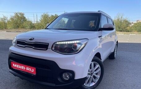 KIA Soul II рестайлинг, 2018 год, 1 750 000 рублей, 1 фотография