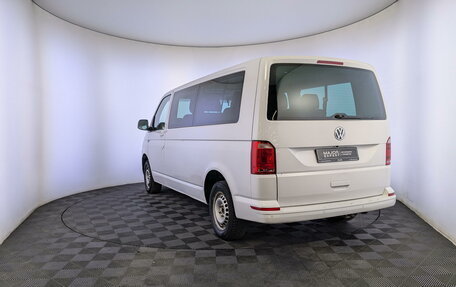 Volkswagen Caravelle T6 рестайлинг, 2019 год, 2 700 000 рублей, 7 фотография