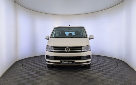 Volkswagen Caravelle T6 рестайлинг, 2019 год, 2 700 000 рублей, 2 фотография