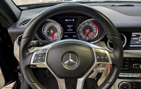 Mercedes-Benz SLK-Класс, 2013 год, 3 500 000 рублей, 19 фотография