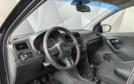 Volkswagen Polo VI (EU Market), 2011 год, 498 000 рублей, 14 фотография