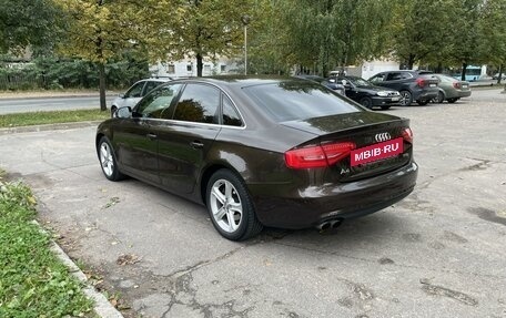 Audi A4, 2012 год, 1 350 000 рублей, 6 фотография