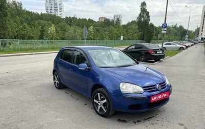 Volkswagen Golf V, 2004 год, 680 000 рублей, 1 фотография