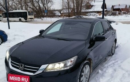 Honda Accord IX рестайлинг, 2013 год, 1 350 000 рублей, 1 фотография