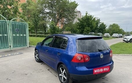 Volkswagen Golf V, 2004 год, 680 000 рублей, 9 фотография